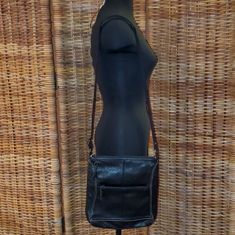 The Sak Leather Black Shoulder Purse